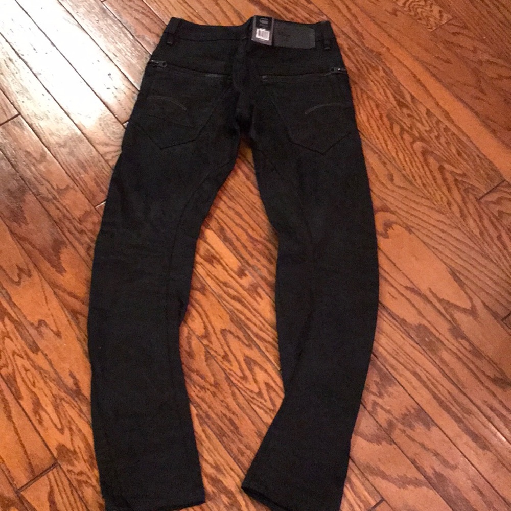 NWT Men’s 28/ 32 Slim Raw Black Jeans 👖❤️